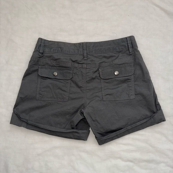 Women’s DKNY shorts size 4 gray color - Picture 2 of 8
